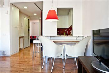 La Pedrera Apartment Барселона Экстерьер фото